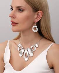 Handmade Hammered Silver Open Circle Necklace and Earrings Set