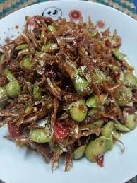 (bhn tumbuk) cili api bwg merah bwg putih ikan bilis yg dbasuh n rendam seketika belacan. Resepi Ikan Bilis Petai Goreng Berlada Makan Sedap Johor Facebook