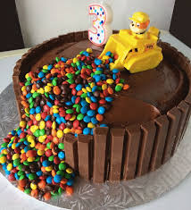 Commandez votre gâteau d'anniversaire personnalisé en ligne.grands choix de thèmes : Gateau Baba Construction Birthday Cake Diy Birthday Cake Birthday Cake Kids
