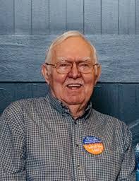 Terry Bench's Instagram, Twitter & Facebook