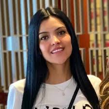 Sandra Caballero (@SLCaballero)