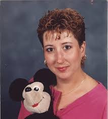 Donna Robey's Instagram, Twitter & Facebook