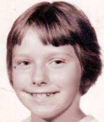 Persistent husband helps wife locate long-lost sister