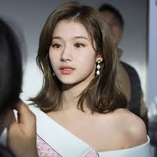 Sana with brown hair 😍😍 . . . #sana #twice #minatozakisana #brownhair  #pretty #idol