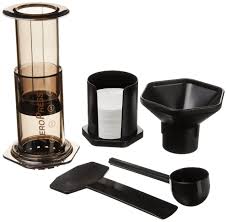 Aerobie 80r08 Aeropress Kaffeebereiter Mit 350 Papierfilter Amazon De Kuche Haushalt Kaffeebereiter Kaffeemaschine Kaffeemuhlen