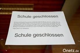 In diesen tagen bekommen zahlreiche schülerinnen und schüler im freistaat und das personal an kitas und schulen flächendeckend die möglichkeit, sich regelmäßig selbst auf corona zu testen oder. Coronavirus Ab 16 Marz Bleiben Alle Schulen In Bayern Geschlossen Onetz