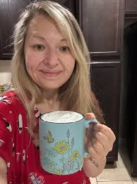 Good morning friends!! ❤️ I hope you have an amazing Monday and a blessed  week!! I'm focusing