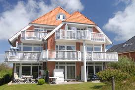 Über 2.500 ferienwohnungen & ferienhäuser ab € 65 pro nacht mit bewertungen für kurze die wohnung ist perfekt ausgestattet und sehr geschmackvoll eingerichtet obwohl das haus groß ist ist st. Ferienwohnungen Im Haus Brandung St Peter Ording