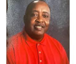 Kaye Farr's Instagram, Twitter & Facebook