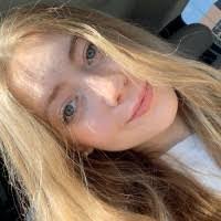 Heather Mentzer's Instagram, Twitter & Facebook