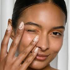 Vy Trinh-Tran Founder & Nail Artist bij Polish Nail Bar & Polish Amsterdam