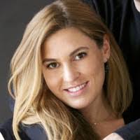 Diana Bender's Instagram, Twitter & Facebook