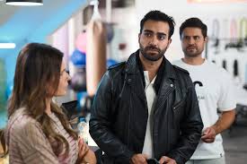 Unter uns (UU) 7750: Neuer Feindeskreis – fernsehserien.de