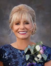 Gina Crooks's Instagram, Twitter & Facebook