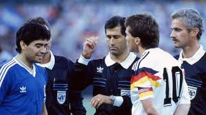 هزيمة منتخب الارجنتين امام منتخب الكاميرون في مونديال كاس العالم 1990 #مارادونا مرادونا #كاس العالم1990. Ø­ÙƒÙ… Ù†Ù‡Ø§Ø¦ÙŠ Ù…ÙˆÙ†Ø¯ÙŠØ§Ù„ 90 ÙŠÙƒØ´Ù ØªØ¬Ø§ÙˆØ²Ø§Øª Ù…Ø§Ø±Ø§Ø¯ÙˆÙ†Ø§ Ø®Ù„Ø§Ù„ Ø§Ù„Ù„Ù‚Ø§Ø¡