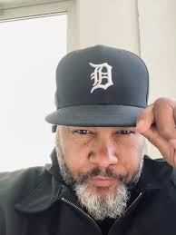 ericjameshayes (@ericjameshayes)’s videos with august