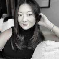 Valerie Ray's Instagram, Twitter & Facebook