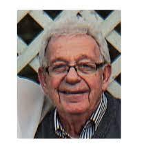 Everett Farrell's Instagram, Twitter & Facebook