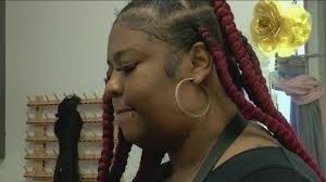 Toledo hair stylist using her own talents to help young women following in  her footsteps