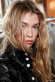Image Result For Honey Blonde Honey Blonde Hair Honey Blonde Hair Pale Skin Blonde Hair Pale Skin