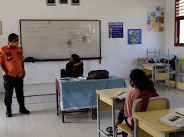 Nah, ini juga ternyata bisa banget, lho. Sekolah Tatap Muka Untuk Pelajar Smp Di Toba Dibuka