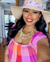 Ciera Whitfield (@cierathesuperwommy) · Instagram photos and Reels