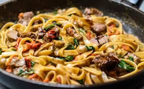 Although they aren't necessary for a cat's diet and don't offer a ton in the way of nutrition, these core ingredients shouldn't cause any major health issues in moderation for most cats. Can Cats Eat Pasta