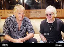 Air supply hi-res stock photography and images - Alamy