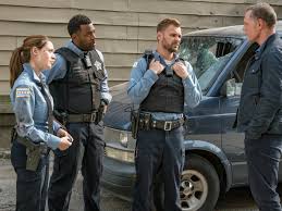 According to brown, 38 chicago police have now been shot at or shot in 2021, and 11 of them have been struck. Chicago P D Nbc Serie Pausiert Die Produktion Von Staffel 8 Netzwelt