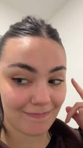 Las chicas cantando y yo fingiendo conocer la canción