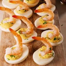 Cocktail De Crevettes Oeufs Farcis Lillian Recetteaperitif Cocktail Cold Seafood Appetizers Cr En 2020 Aperitif Gastronomique Recettes De Cuisine Recette Aperitif