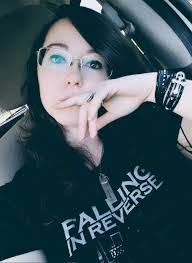 Shelby Mcdaniel's Instagram, Twitter & Facebook