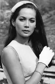 The World of Suzie Wong" (1960) starring William Holden and Nancy Kwan, has  plenty of footage of old Hong Kong.  https://www.youtube.com/watch?v=ulUwq6DzbvI