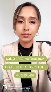 Asociar a una Nutrióloga con restricción, está mal. El tener un estilo de  vida saludable no implica restricción sino APERTURA 🙌🏼 Todo radica en el  BALANCE y en priorizar los alimentos que más ...