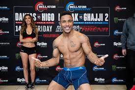 •current urcc lightweight champ•teambodyshop •rated r superstar•boxer•5 fight win streak. Shootin The Shit Podcast Ep 53 Anthony Taylor