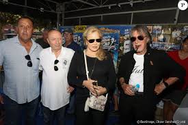 Rendezvous with jacques dutronc with family in corsica. Sylvie Vartan Jacques Dutronc Michel Mallory Challenge Henri Salvador 2019 Un Tournoi Vip De Petanque Souvenir Henri Salvador Organise Chaque Annee A L Ile Purepeople
