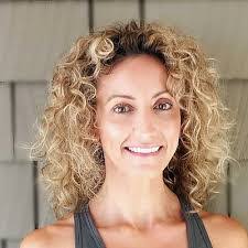 Kendra Kirk's Instagram, Twitter & Facebook