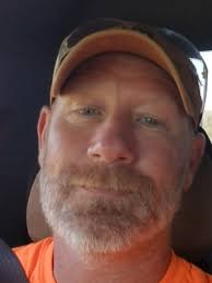 Bush & Shrubs Lawn Lawn Care Services in Fairview, TN