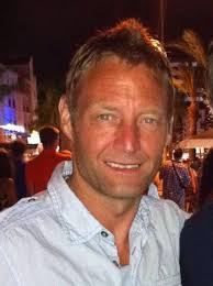 David Batty would've relished the trip to Millwall tonight 👊🏼 #LUFC