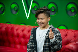 Po przesłuchaniach w ciemno, gdzie wykonała piosenkę anyone demi lovato obrócili się wszyscy jurorzy. Sara Egwu James Zwyciezyla The Voice Kids 4