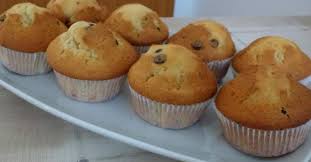 Grundrezept Ruck Zuck Muffins Vanillemuffins Mit Schoko Rezept Rezepte Kuchen Rezepte Grundrezept