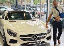 800 thousand €* jul 22, 1993 in bloemfontein, free state, south africa. Itumeleng Khune S Car Salary And House Depict His Luxurious Lifestyle