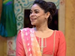 Sumona chakravarti is an indian film and television actress. Sumona Chakravarti Posts Picture From The Puja Ceremony Of The Kapil Sharma Show Says Let The Madness Begin Times Of India
