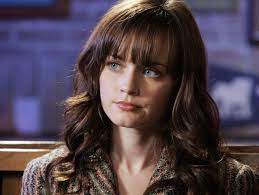 Which Season Of Rory Gilmore Are You Rory Gilmore Hair Rory Gilmore Rory Gilmore Style
