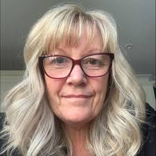 Could anyone recommend a roofer to strip roof and re-felt and batten and  reuse existing tiles and replace fascia and guttering please.