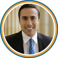 Richard alfonso aguilar villa (tolú, sucre, 26 de septiembre de 1981), es un abogado y político colombiano. Richard Aguilar V Richardaguilarv Twitter