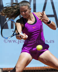 Her family stood by her side in every situation and encouraged her to focus on her professional tennis career. Maria Sakkari Tennis Players Maria Tennis