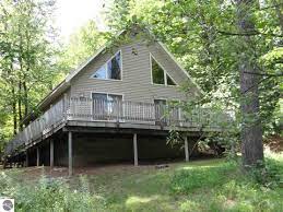 View listing photos, review sales history, and use our detailed real estate filters to find the perfect place. 34 Alger Homes For Sale Alger Mi Real Estate Movoto