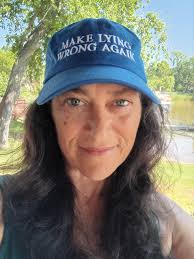 Introduction of a new member in Oklahoma, discussing being a blue dot in a  red state