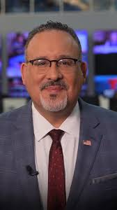 @usedgov's video Tweet